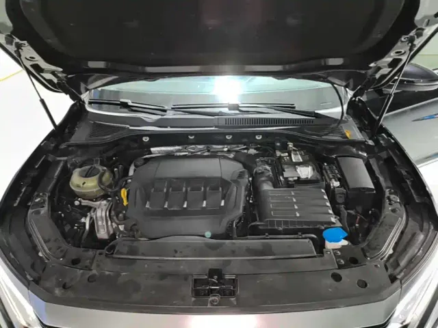 Volkswagen Passat — Фото автомобиля 19