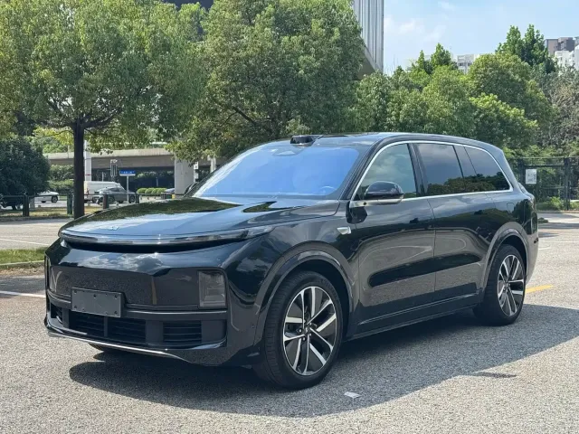 Фотография автомобиля — Li Auto L9