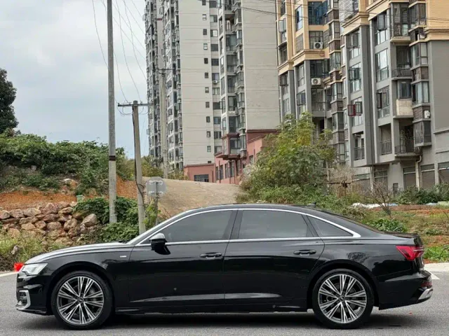 Audi A6L — Фото автомобиля 5