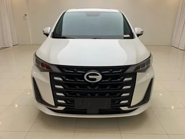 GAC Trumpchi M6 — Фото автомобиля 2