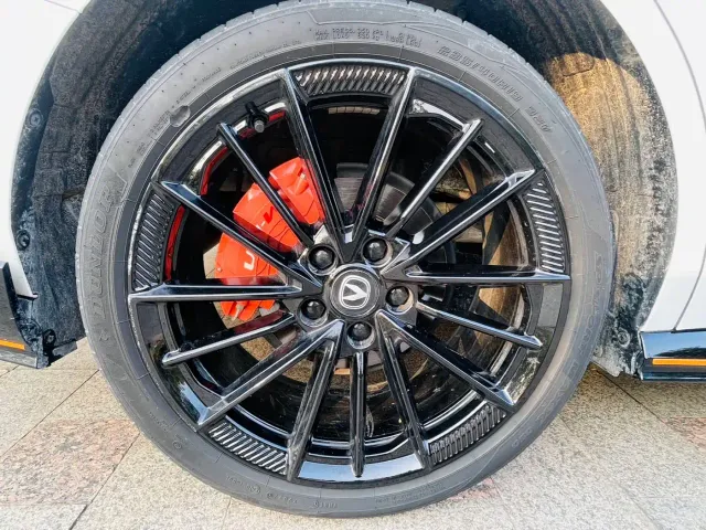 Changan Changan UNI-V 2022 1.5T Sport Edition — Фото автомобиля 13