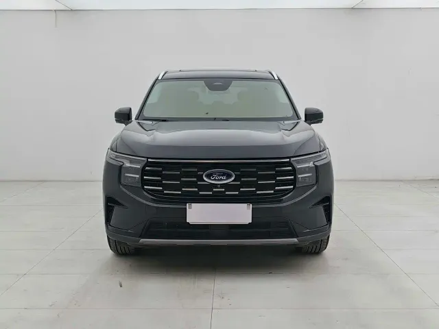 Ford Edge — Фото автомобиля 3