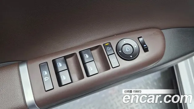 Hyundai Grandeur GN7 — Фото автомобиля 29