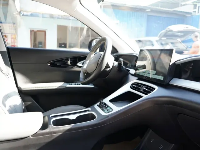 Geely Starry Wish — Фото автомобиля 11
