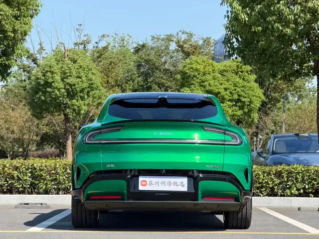 Xiaomi YU7 — Фото автомобиля 8