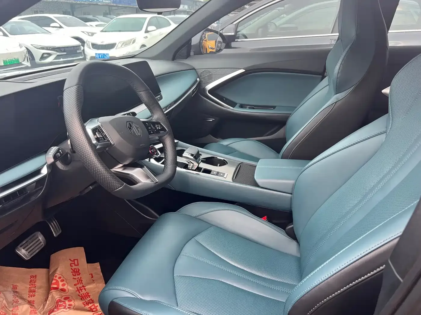 MG MG7 2025 1.5T 300 DCT Luxury Edition — Фото автомобиля 8