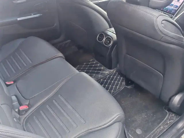 Mercedes-Benz C-Class — Фото автомобиля 13