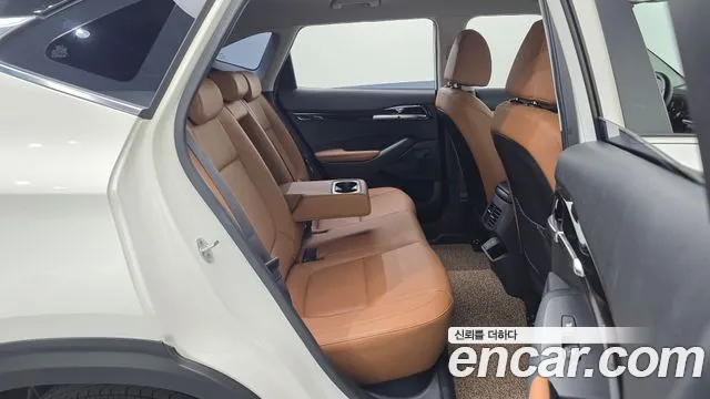 Kia Seltos — Фото автомобиля 18