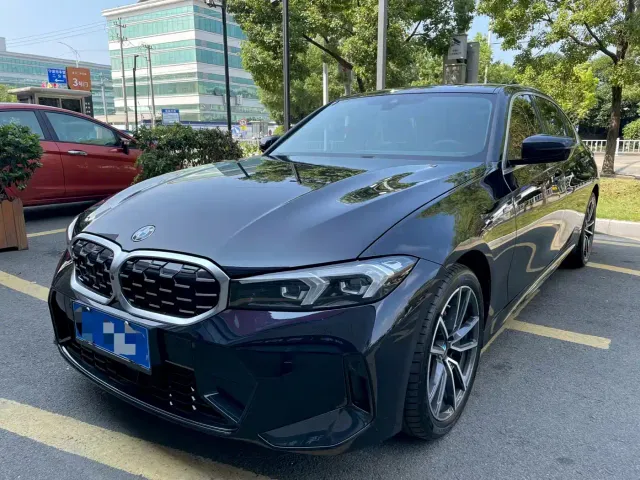 Фотография автомобиля — BMW 3 Series
