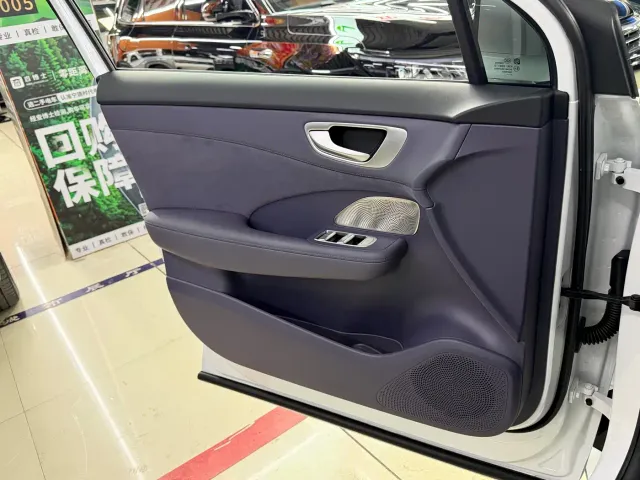 Shangjie SUV — Фото автомобиля 15