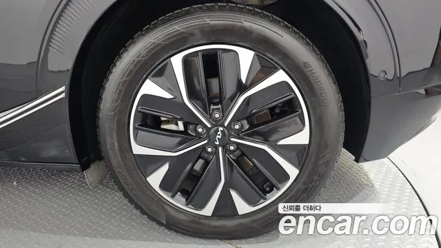 Kia EV6 Long Range — Фото автомобиля 5