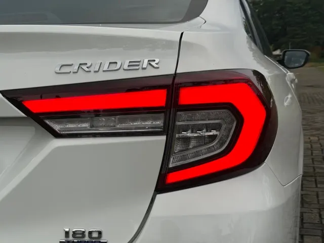 Honda Crider — Фото автомобиля 17