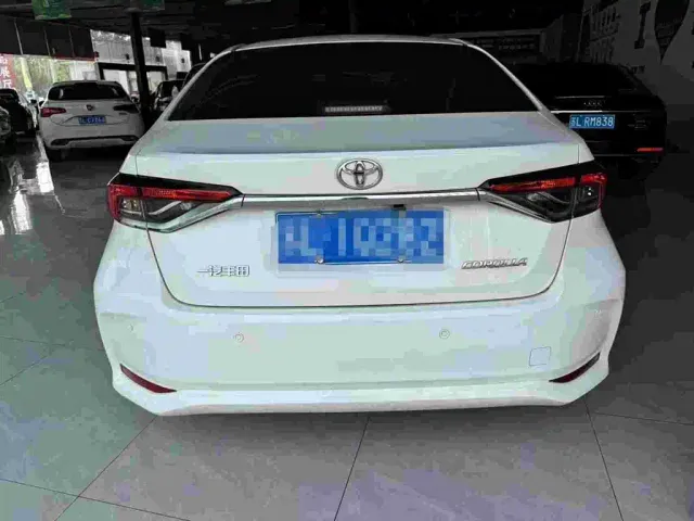 Toyota Corolla — Фото автомобиля 3