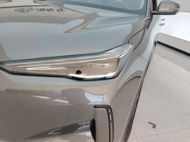 Geely Galaxy E5 — Фото автомобиля 5