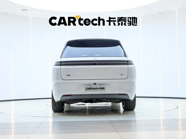 Li Auto L8 — Фото автомобиля 5