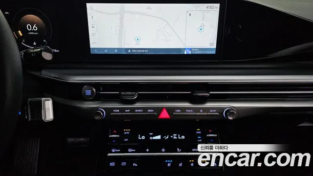 Hyundai Grandeur Grandeur (GN7) 3.5 Бензин 2WD — Фото автомобиля 15