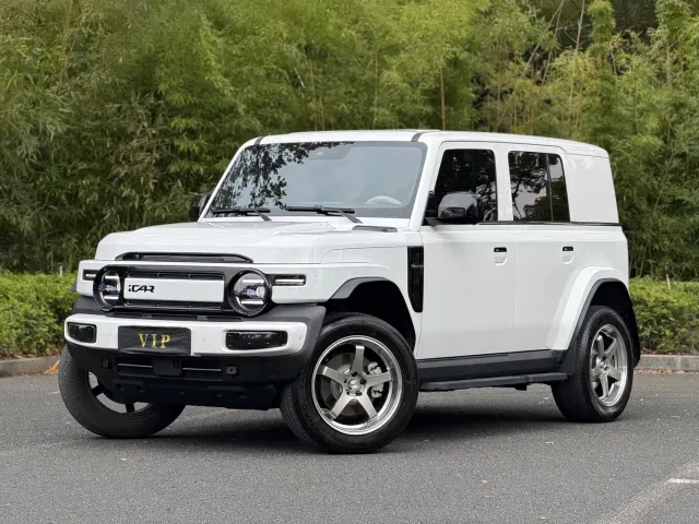 Фотография автомобиля — iCAR V23