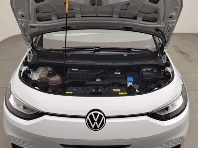 Volkswagen ID.3 — Фото автомобиля 6