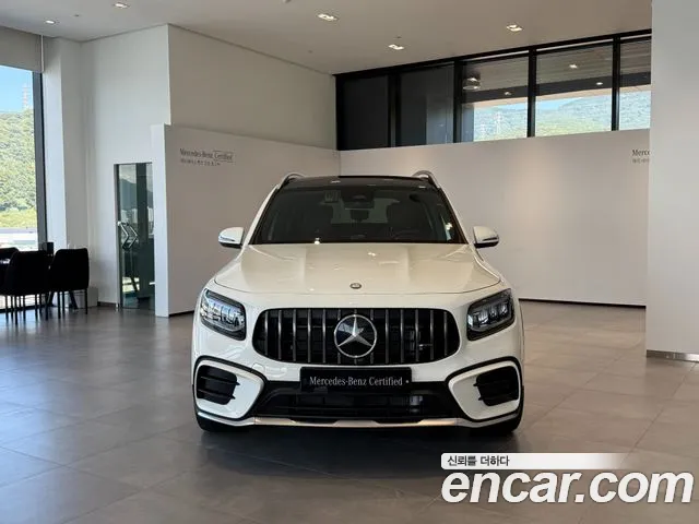 Mercedes-Benz GLB-Class — Фото автомобиля 6
