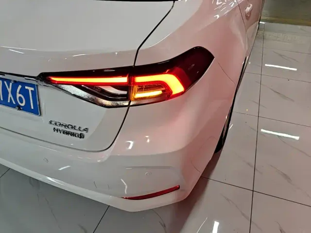 Toyota Corolla — Фото автомобиля 7