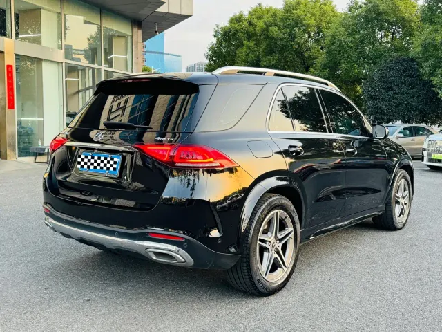 Mercedes-Benz GLE-Class — Фото автомобиля 13