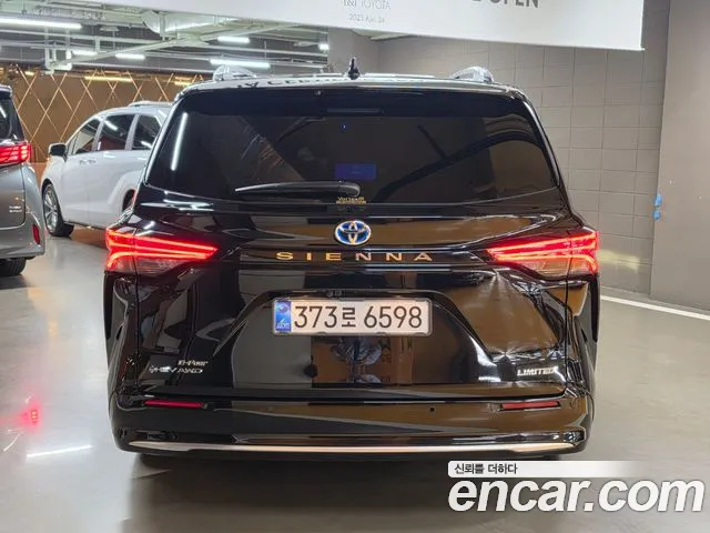 Toyota Sienna 4th Gen — Фото автомобиля 4