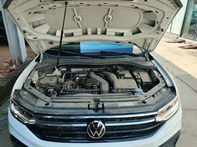Volkswagen Tiguan L — Фото автомобиля 19
