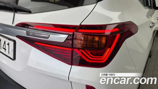 Kia Seltos Seltos Бензин 1.6 турбо 2WD — Фото автомобиля 23