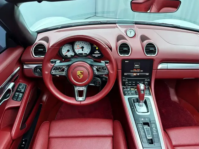 Porsche Porsche 718 2022 Boxster 2.0T — Фото автомобиля 6