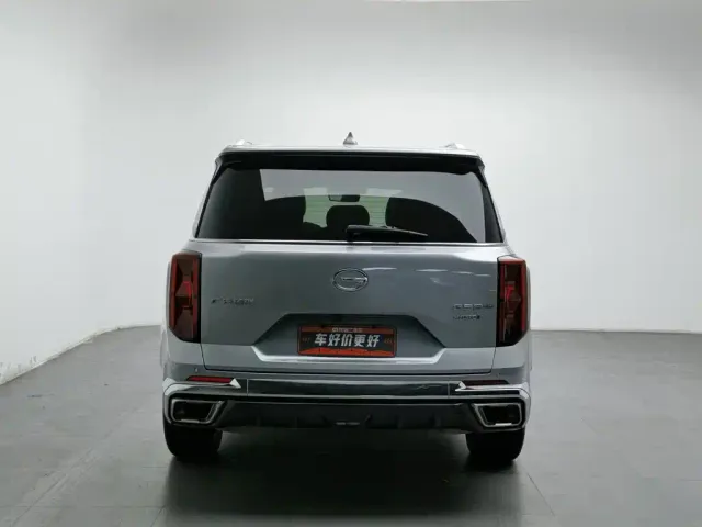 GAC Trumpchi GS8 — Фото автомобиля 4