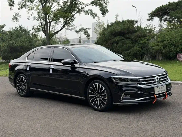Volkswagen Phideon — Фото автомобиля 3