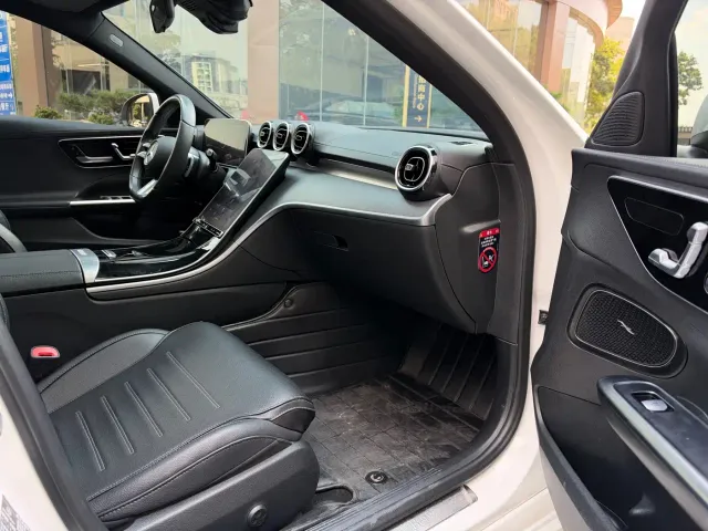 Mercedes-Benz C-Class — Фото автомобиля 13