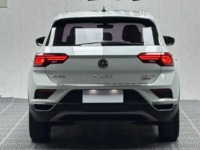 Volkswagen T-Roc — Фото автомобиля 8