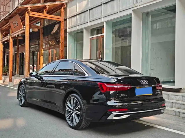 Audi A6L — Фото автомобиля 4