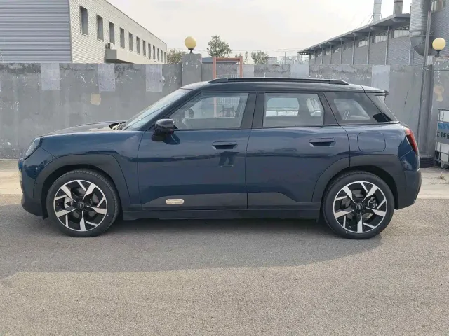 MINI Electric ACEMAN — Фото автомобиля 11