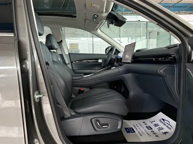 Geely Galaxy E5 — Фото автомобиля 14