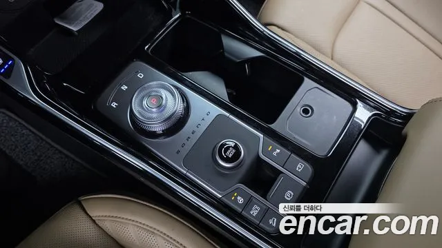 Kia Sorento — Фото автомобиля 12