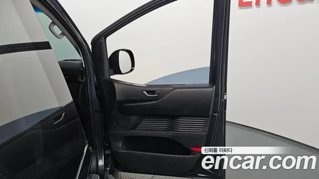 Hyundai Staria — Фото автомобиля 14