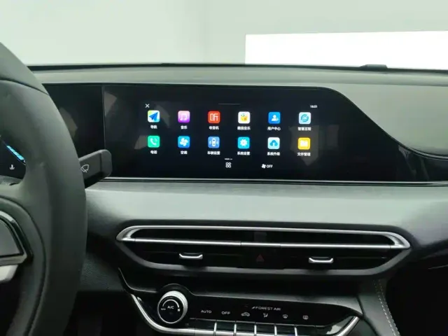 Changan Eado — Фото автомобиля 13