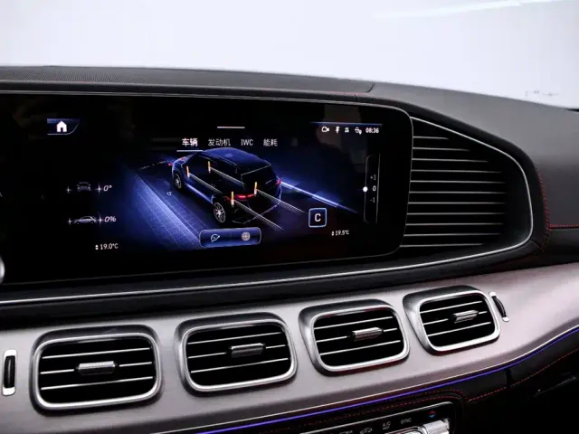 Mercedes-Benz GLE-Class AMG — Фото автомобиля 9
