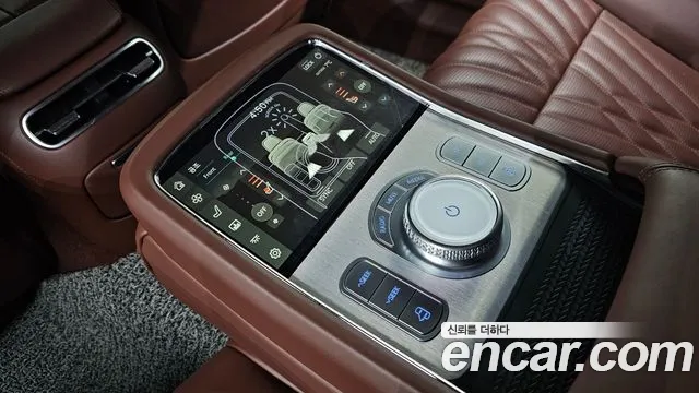 Genesis G90 Бензин 3.5 турбо AWD — Фото автомобиля 19