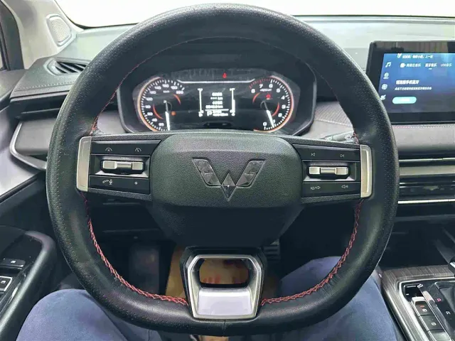 Wuling Jiachen — Фото автомобиля 10