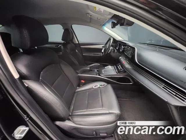 Hyundai Grandeur New — Фото автомобиля 11