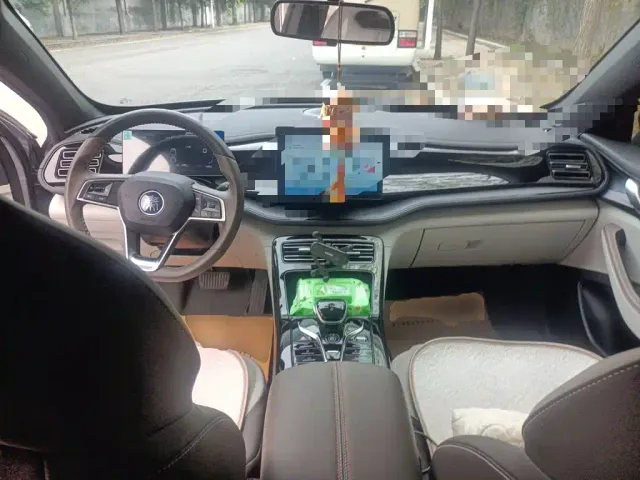 BYD Qin PLUS — Фото автомобиля 10