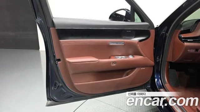 Genesis G90 RS4 — Фото автомобиля 13