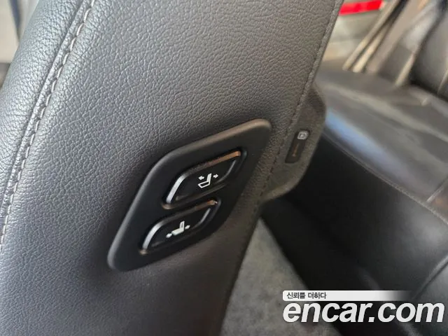 Kia Niro — Фото автомобиля 10