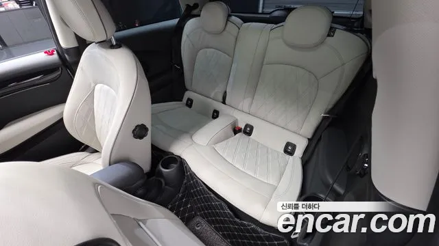 MINI Cooper — Фото автомобиля 16