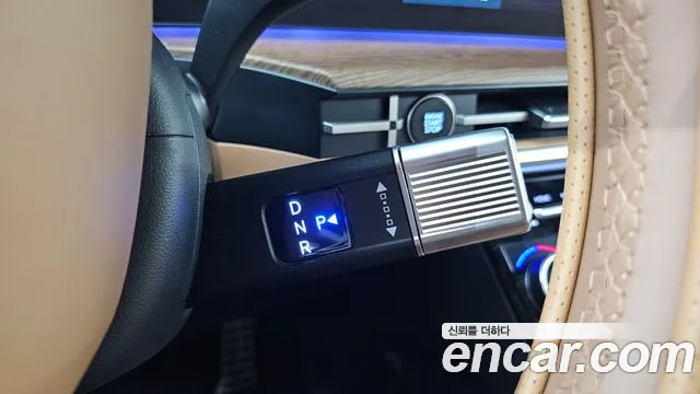 Hyundai Santa Fe MX5 — Фото автомобиля 9