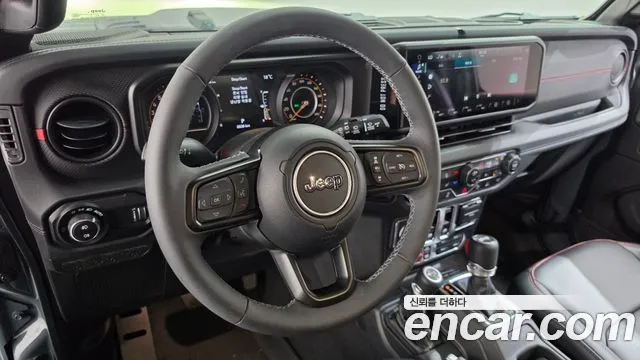 Jeep Wrangler JL — Фото автомобиля 19