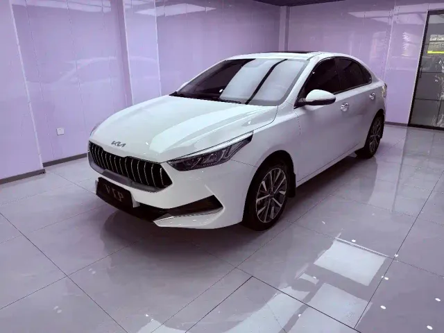 Фотография автомобиля — Kia K3